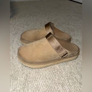 Goldenstar ugg clogs
